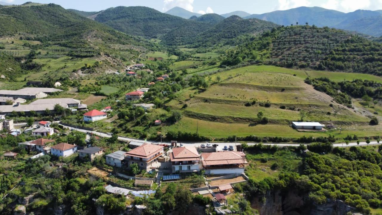 Bracaj