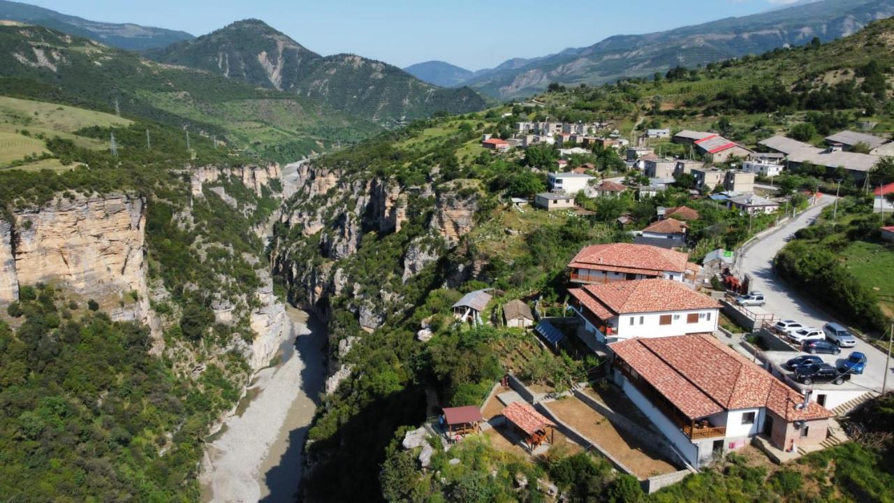 Bracaj Pensjonat Zhaban