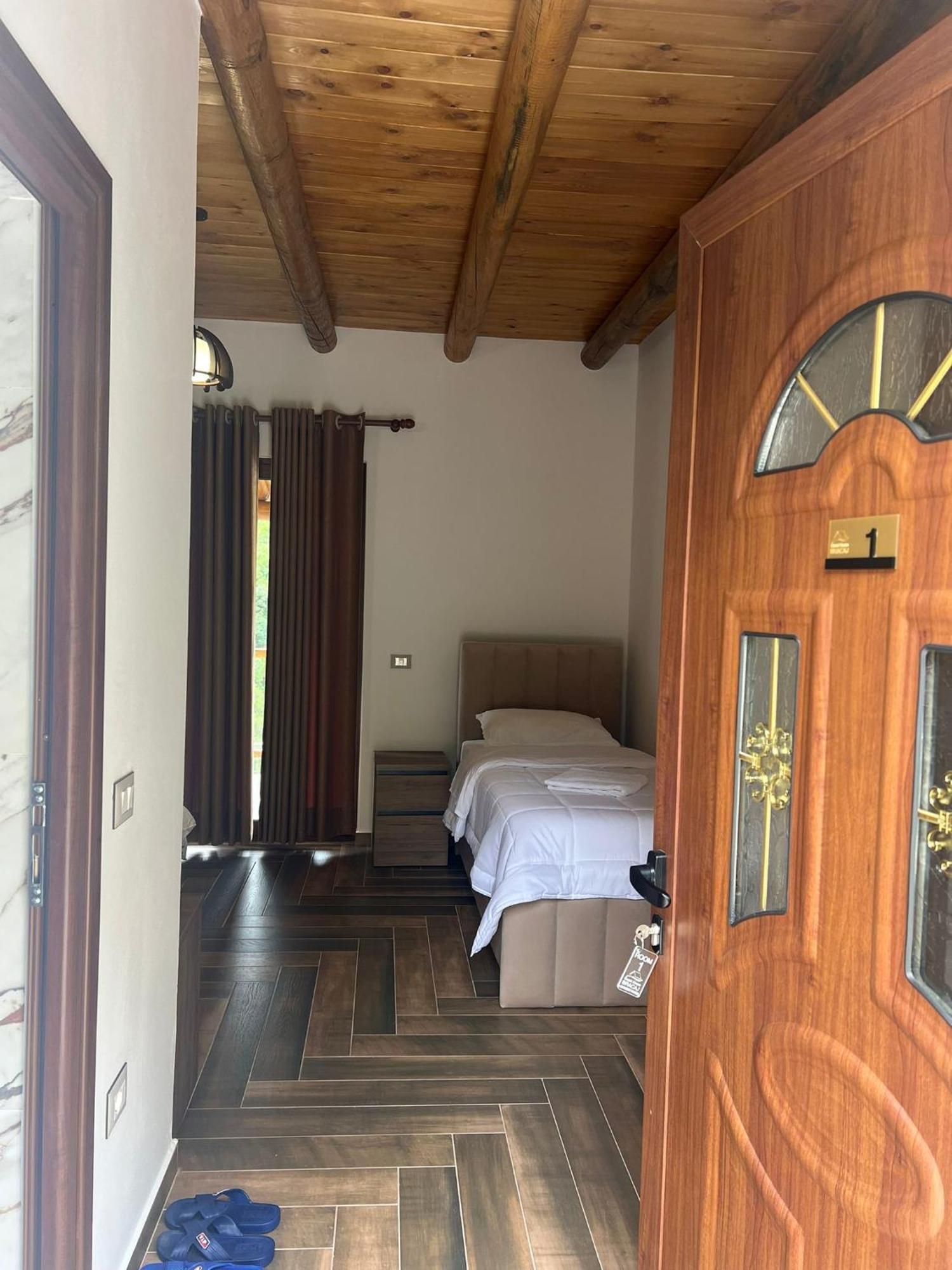Casa de hóspedes Bracaj *