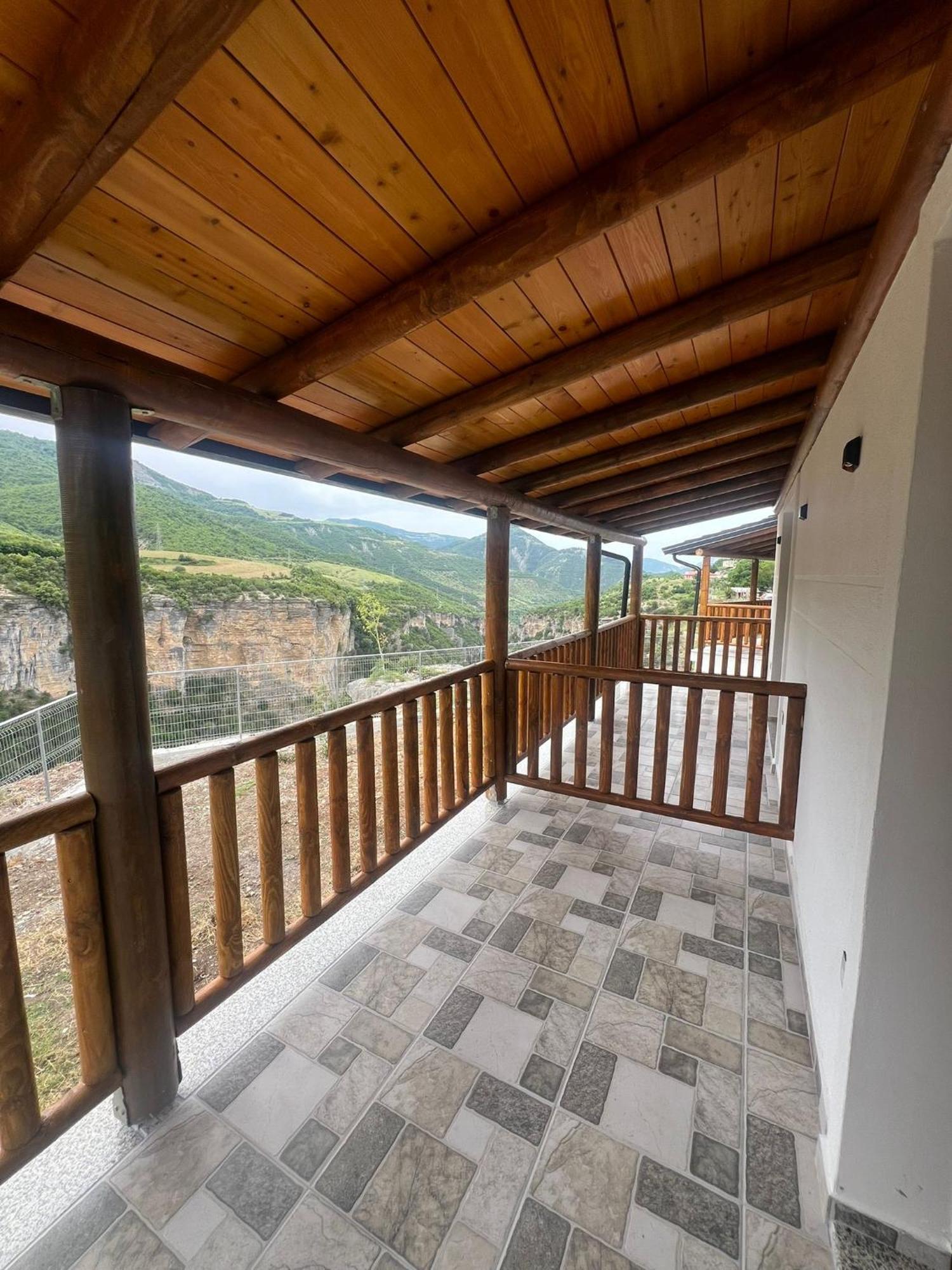Casa de hóspedes Bracaj Corovode